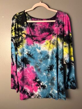 Lovesick Size 0X Tie-Dye Scoop Neck Long Sleeve Top NWT 0